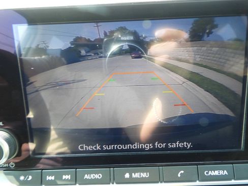 Used 2023 Nissan Rogue S AWD/4WD image 38