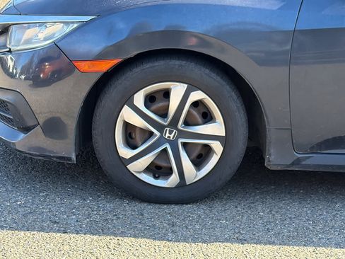 Used 2018 Honda Civic LX image 9