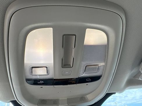 Used 2025 Volvo XC90 B6 Plus w/ Protection Package Premier AWD/4WD image 23