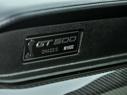 Used 2021 Ford Mustang Shelby GT500 w/ Carbon Fiber Track Pack RWD image 36