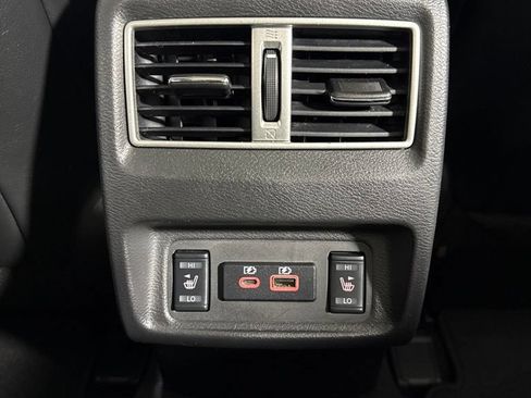 Used 2023 Nissan Maxima SL FWD image 29