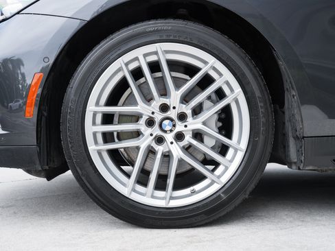 Used 2024 BMW 530i RWD image 32