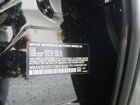 Used 2026 BMW 750e xDrive w/ Executive Package image 26