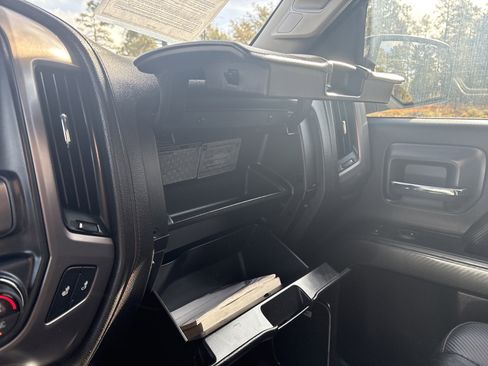 Used 2017 GMC Sierra 1500 SLT w/ All Terrain X Package image 30
