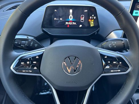 New 2025 Volkswagen ID.4 Pro image 23