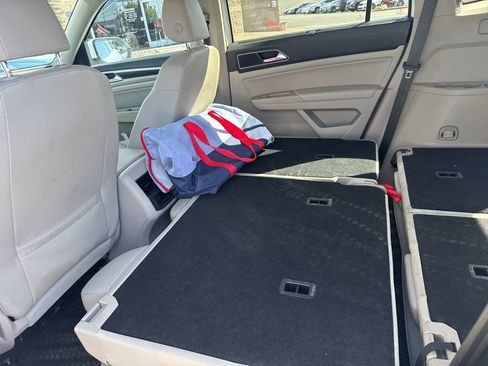 Used 2019 Volkswagen Atlas SE FWD image 4