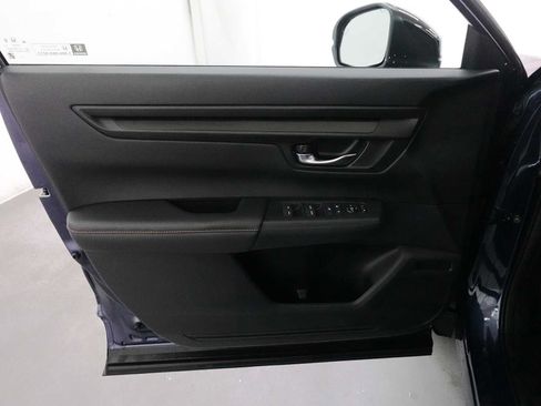 Used 2025 Honda CR-V Sport image 10
