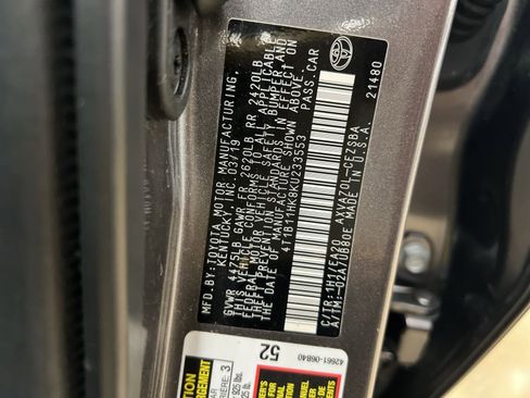 Used 2019 Toyota Camry SE image 27