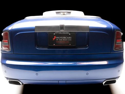 Used 2010 Rolls-Royce Phantom Drophead Coupe image 21