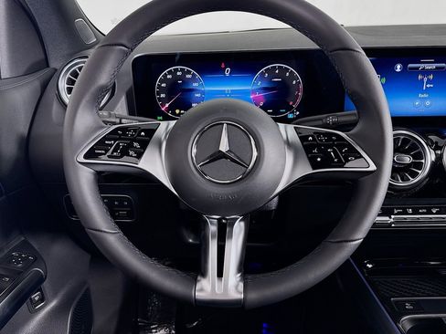 New 2026 Mercedes-Benz GLA 250 image 17