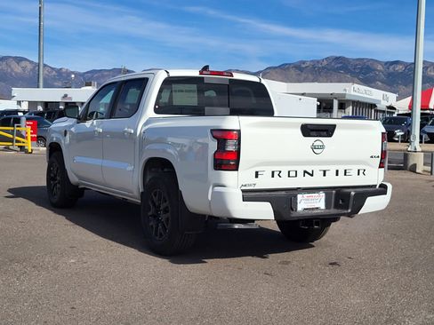 New 2026 Nissan Frontier SV w/ All-Weather Content Package AWD/4WD image 4