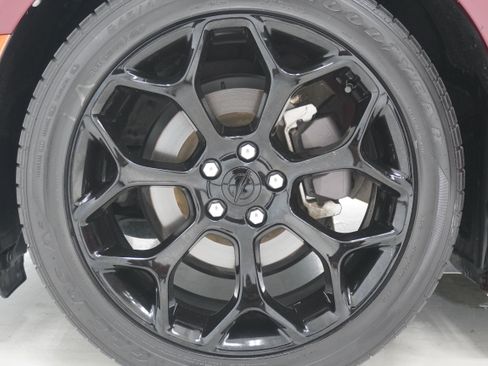 Used 2020 Chrysler 300 Touring w/ Sport Appearance Package RWD image 19
