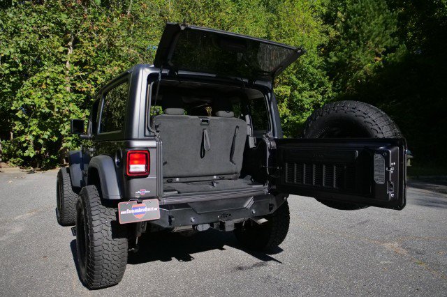 Used 2022 Jeep Wrangler Sport AWD/4WD image 28