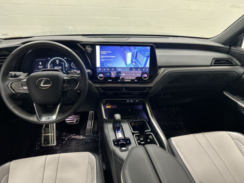 Used 2025 Lexus TX 500h AWD image 29