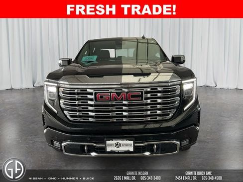 Used 2024 GMC Sierra 1500 Denali w/ Denali Reserve Package AWD/4WD image 2