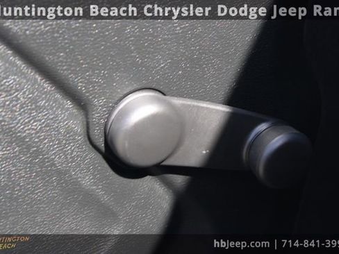 Used 2021 Jeep Wrangler Unlimited Sport image 11