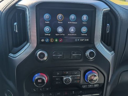 Used 2021 GMC Sierra 1500 SLT w/ SLT Premium Package AWD/4WD image 22