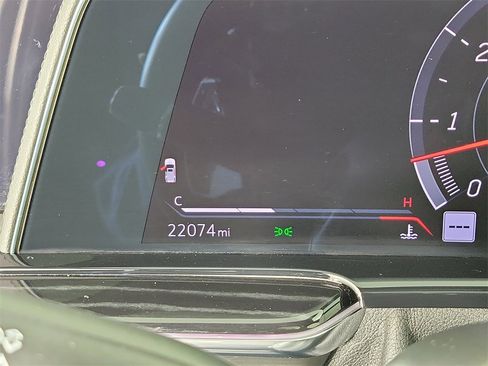 Certified 2024 Cadillac Escalade V w/ Heavy-Duty Trailer Package image 26