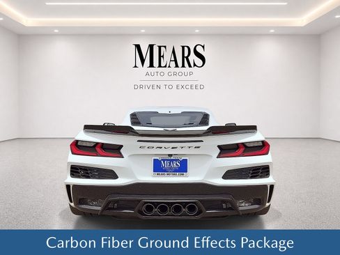 Used 2025 Chevrolet Corvette Z06 w/ Stealth Interior Trim Package RWD image 5