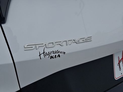 Used 2023 Kia Sportage X-Pro AWD/4WD image 35