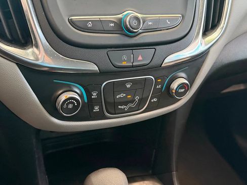 Used 2024 Chevrolet Equinox LS w/ Driver Confidence II Package FWD image 22