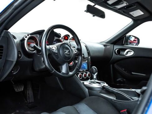 Used 2009 Nissan 370Z Coupe image 16