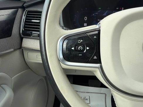 Certified 2023 Volvo XC90 B6 Plus w/ Protection Package AWD/4WD image 13