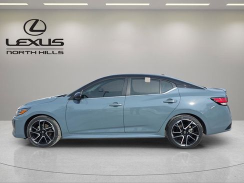 Used 2024 Nissan Sentra SR image 9