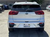 Used 2020 Kia Niro EX Premium image 3