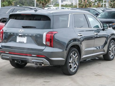 Used 2025 Hyundai Palisade SEL FWD image 8