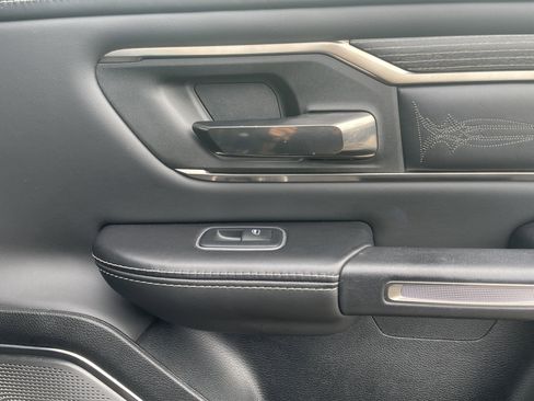 Used 2021 RAM 1500 Limited w/ Night Edition image 19