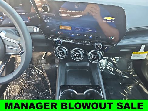 New 2025 Chevrolet Blazer EV LT w/ Midnight/Sport Edition FWD image 18