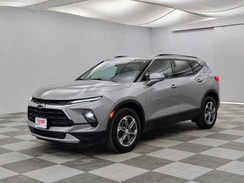 Used 2024 Chevrolet Blazer LT w/ Convenience Package AWD/4WD image 5