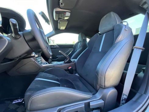 Used 2023 Toyota GR86 Premium w/ ALL Weather Mat Package (TMS) RWD image 12