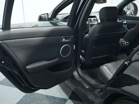 Used 2009 Pontiac G8 w/ Premium Package image 38