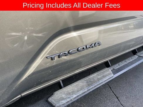 Used 2025 Toyota Tacoma TRD Off-Road w/ TRD Off Road Upgrade Package AWD/4WD image 4