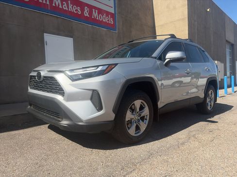 Used 2024 Toyota RAV4 XLE AWD/4WD image 6