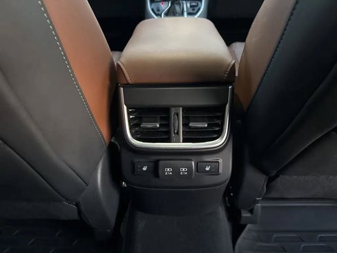 Used 2022 Subaru Outback Touring XT w/ Popular Package #2 image 32