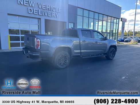 Used 2019 GMC Canyon SLE image 9
