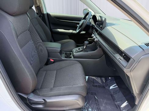 Certified 2024 Honda CR-V EX image 9