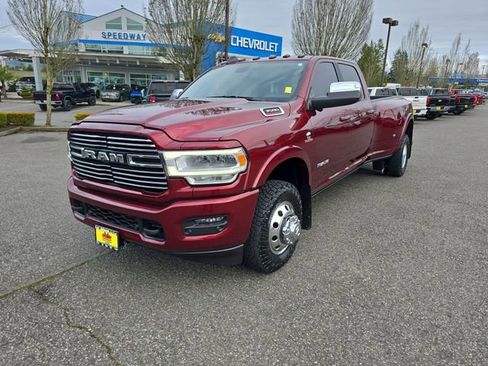 Used 2020 RAM 3500 Laramie image 2