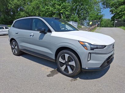 New 2025 Volvo EX90 Plus