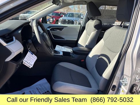 New 2025 Toyota RAV4 XLE w/ Convenience Package image 9