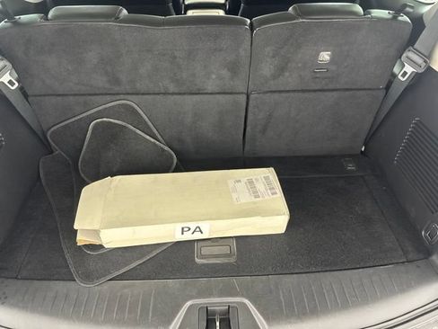 Used 2021 Nissan Armada SL w/ Captain's Chairs Package RWD image 27