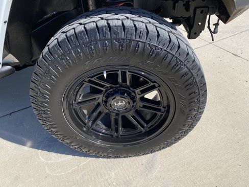 Used 2014 Jeep Wrangler Unlimited Sahara w/ Connectivity Group image 2