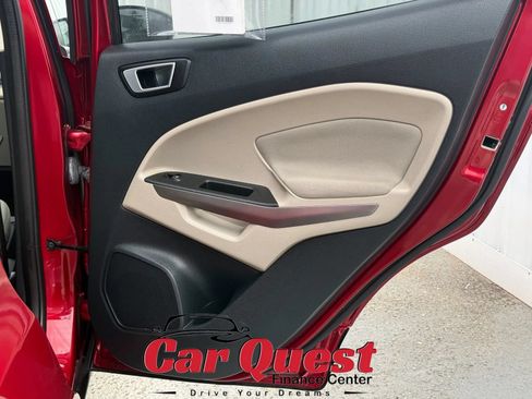 Used 2018 Ford EcoSport SE w/ Interior Protection Package FWD image 16