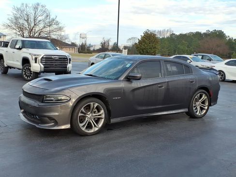 Used 2020 Dodge Charger R/T w/ Driver Convenience Group image 7