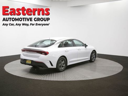 Used 2022 Kia K5 LXS image 39