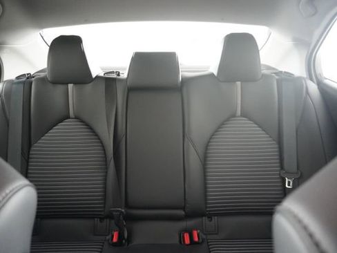 Used 2024 Toyota Camry SE w/ Convenience Package image 32