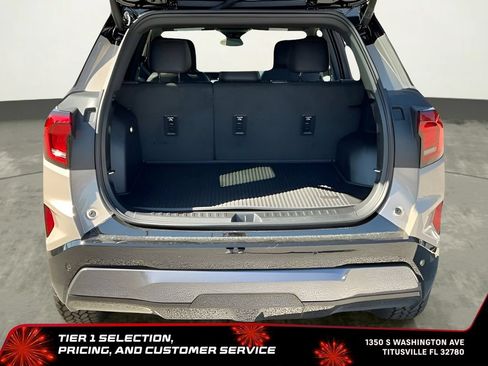 New 2026 GMC Terrain AT4 w/ LPO, Black Badging Package AWD/4WD image 23